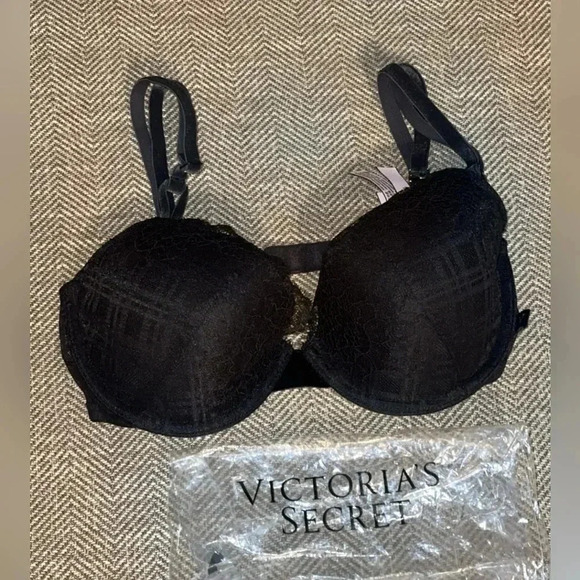 NWT Victoria’s Secret VS Lined Demi 32D BLACK in color women bra - Picture 1 of 3